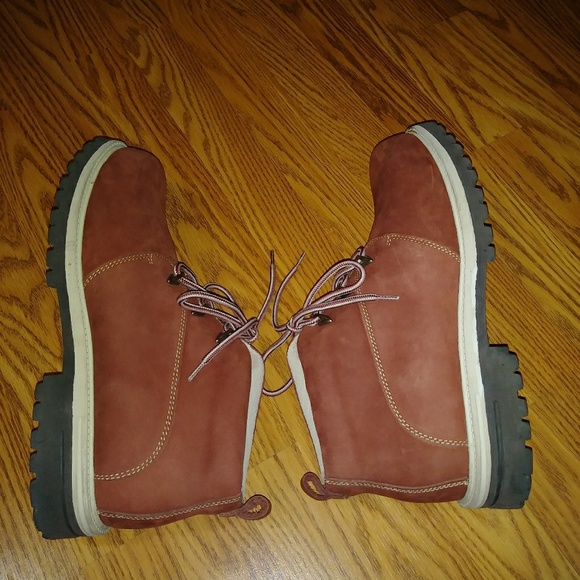 Men's Boots - Picture 2 of 8